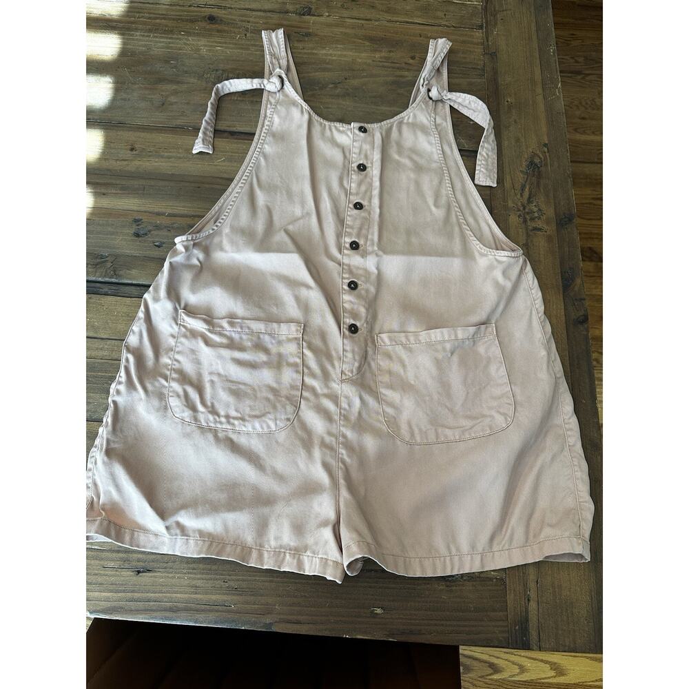 BDG Urban Outfitters Peach Button Women's Romper Shorts Overalls Size Medium - Picture 3 of 14
